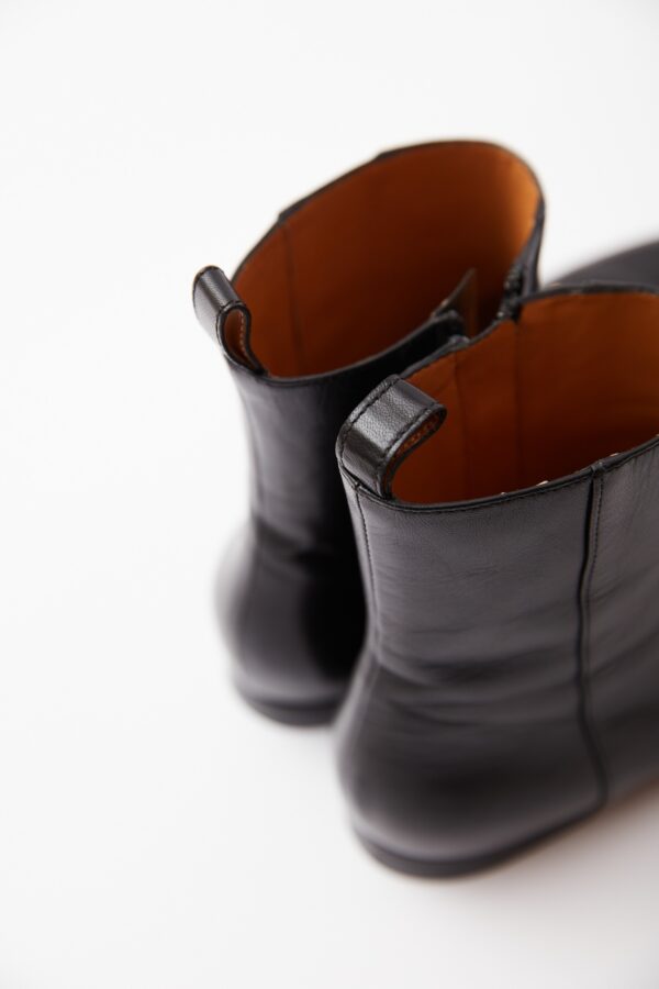 Gucci Malaga Kid Black Horsebit Boots 37