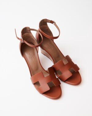 Hermès Legend Gold Sandal 38