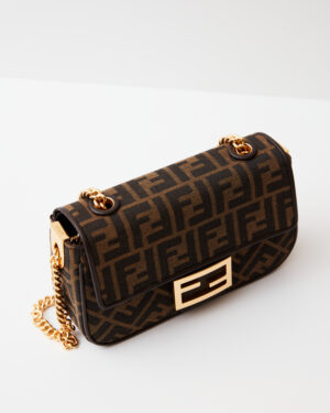 Fendi Baguette Chain Midi Brown