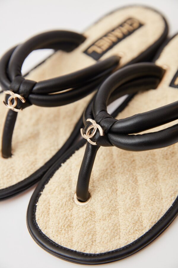 Chanel White Black Tweed Thong Sandals