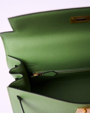 Hermès Kelly 28 Vert Criquet Epsom GHW