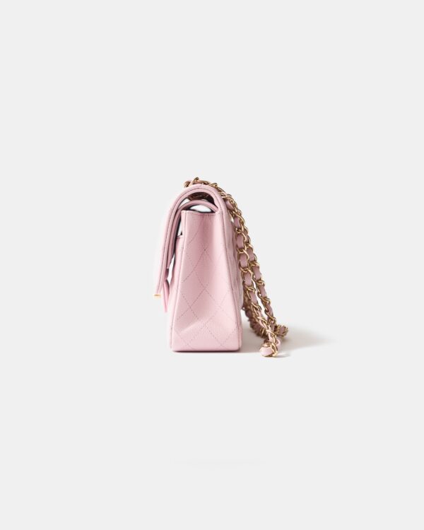Chanel Classic Double Flap Medium Pink Caviar GHW
