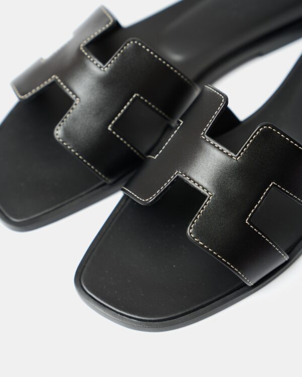 Hermès Oran Black Box Calfskin Sandal 38