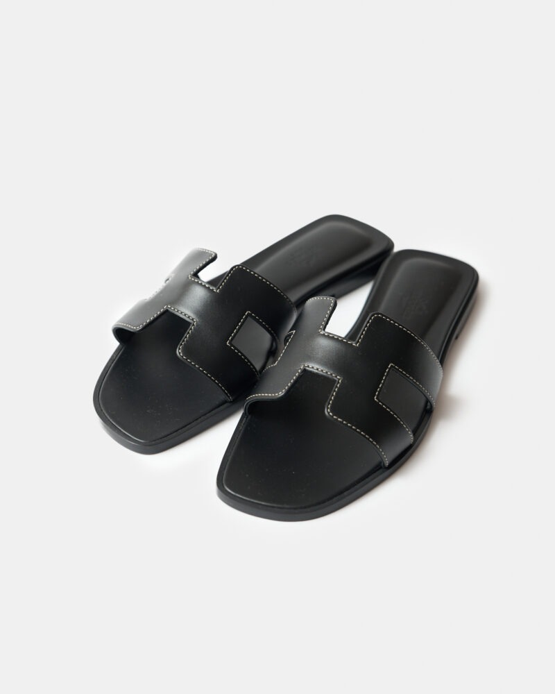 Hermès Oran Black Box Calfskin Sandal 38